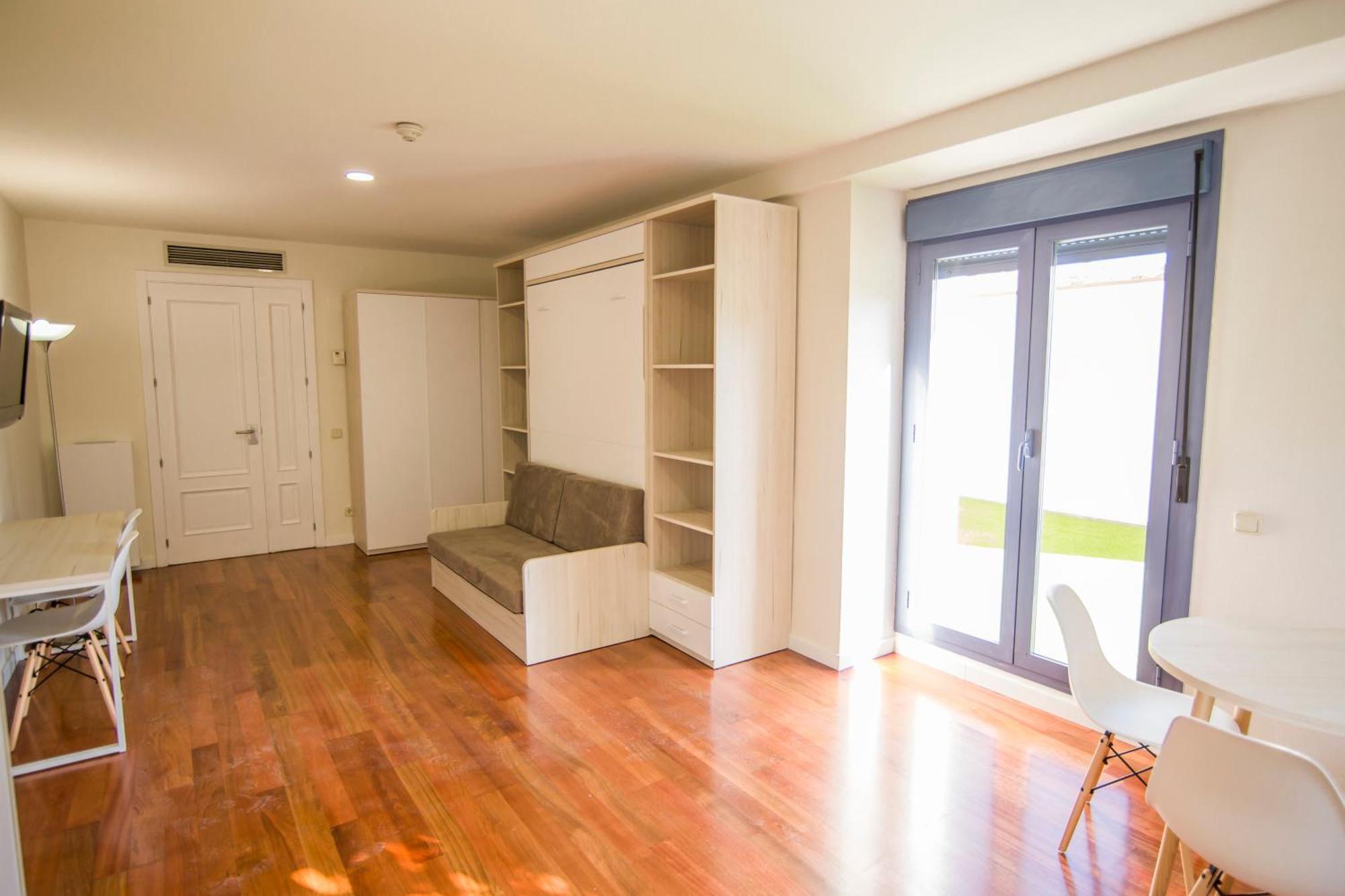 Apartamentos Plaza De Santiago - Estudios Turisticos - 1 Llave Пинто Екстериор снимка