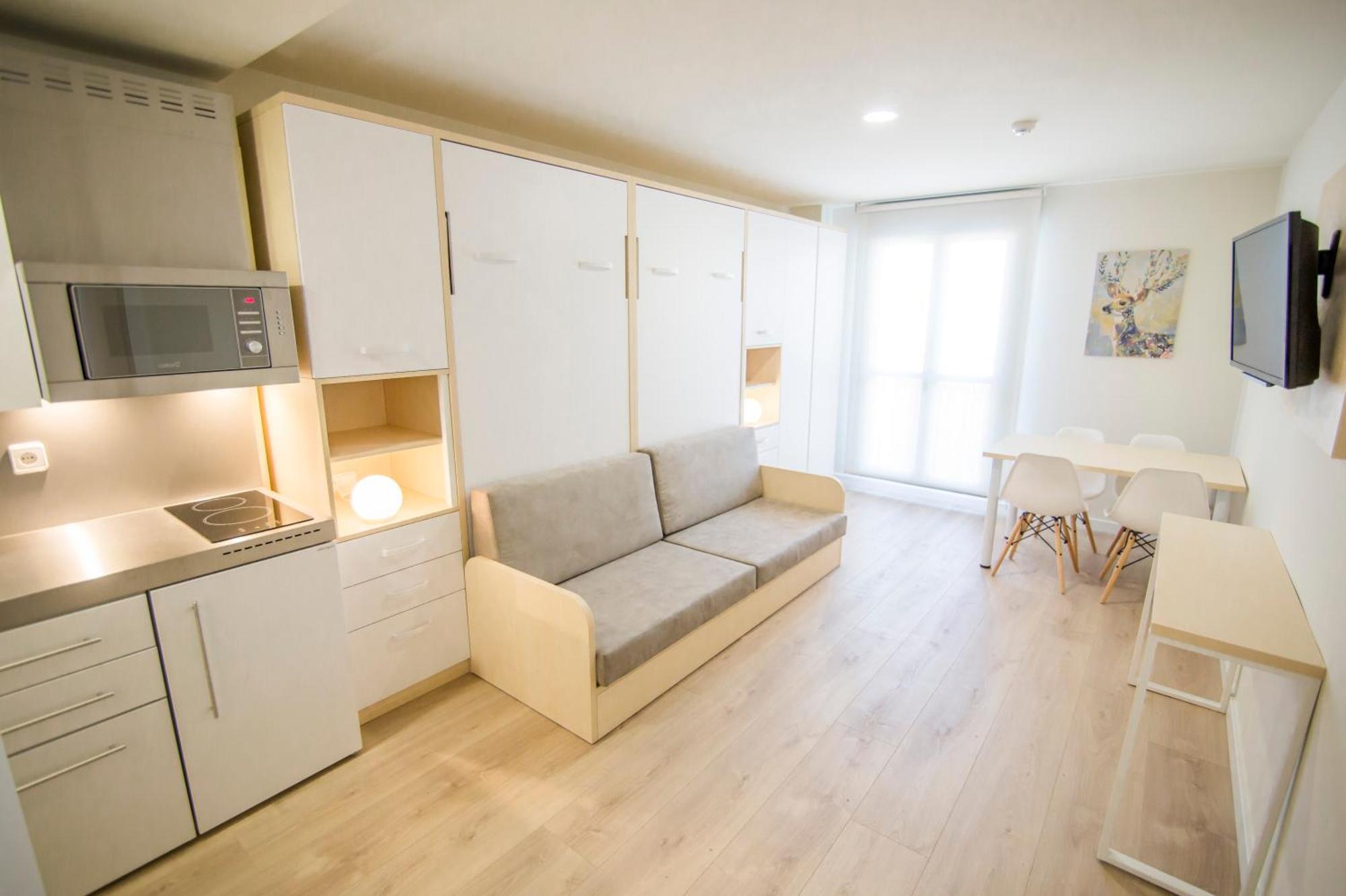 Apartamentos Plaza De Santiago - Estudios Turisticos - 1 Llave Пинто Екстериор снимка