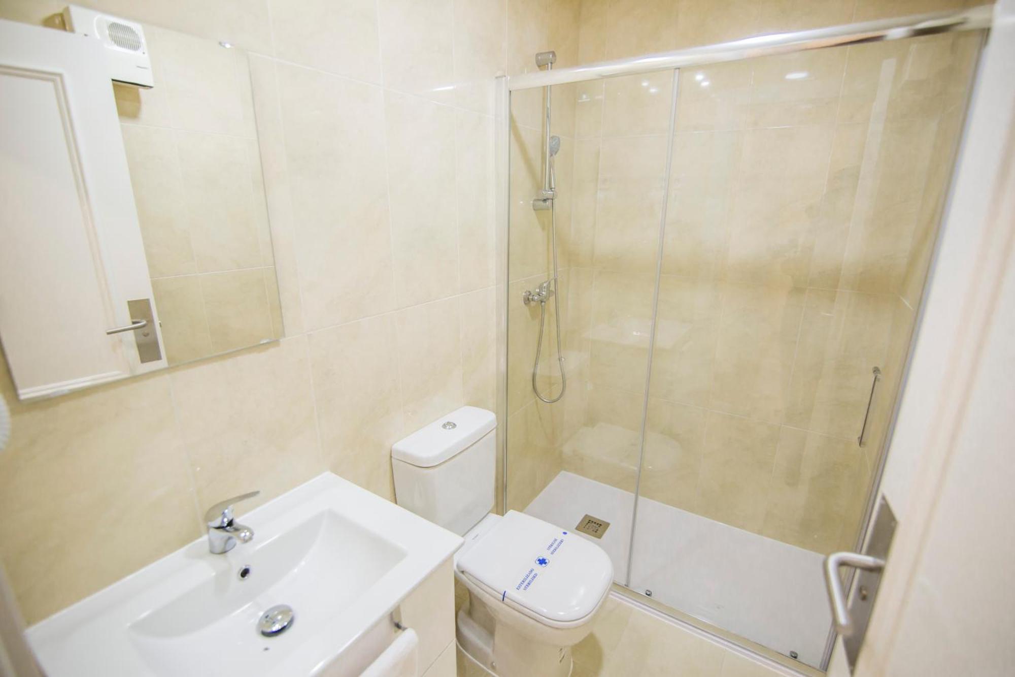 Apartamentos Plaza De Santiago - Estudios Turisticos - 1 Llave Пинто Екстериор снимка