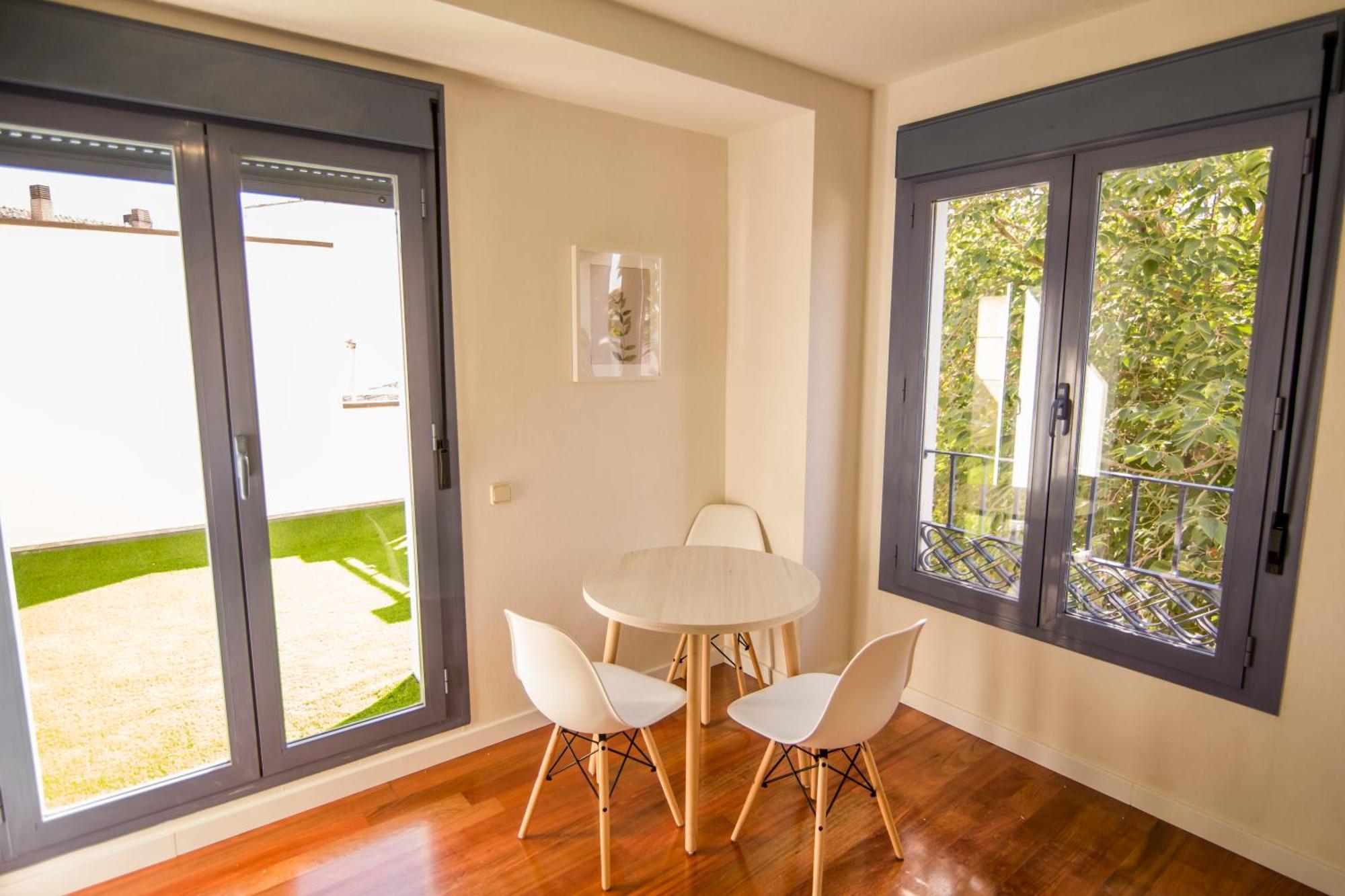Apartamentos Plaza De Santiago - Estudios Turisticos - 1 Llave Пинто Екстериор снимка