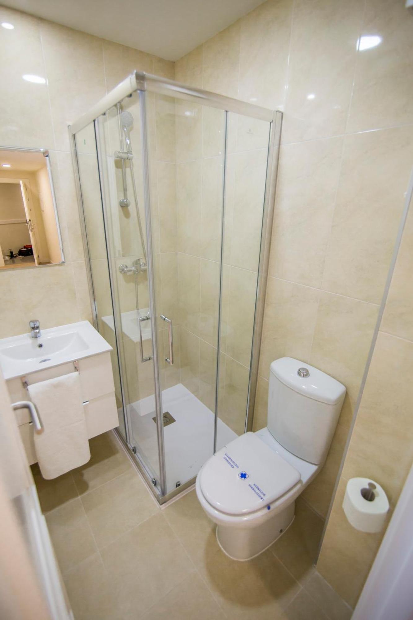 Apartamentos Plaza De Santiago - Estudios Turisticos - 1 Llave Пинто Екстериор снимка