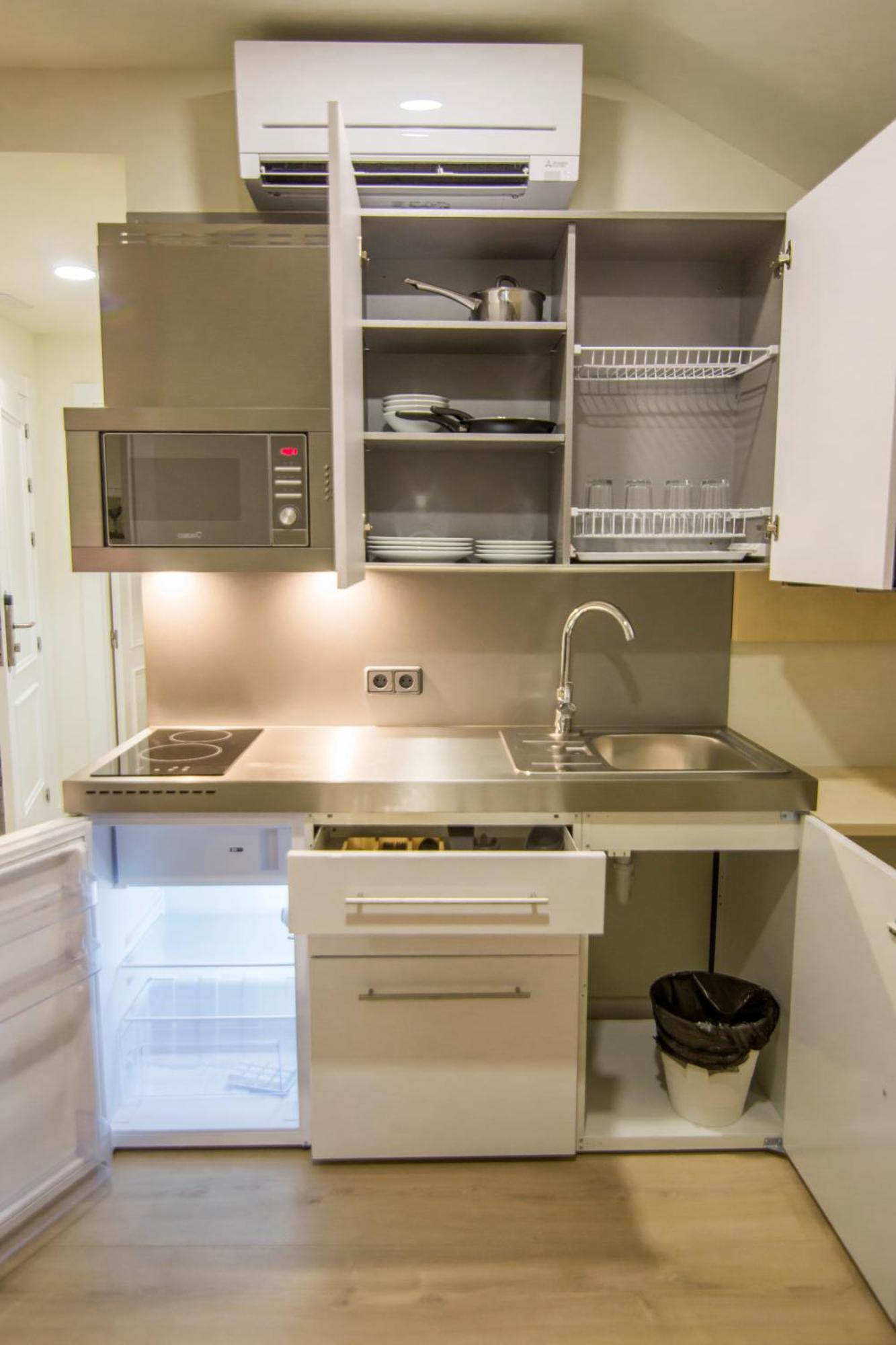 Apartamentos Plaza De Santiago - Estudios Turisticos - 1 Llave Пинто Екстериор снимка