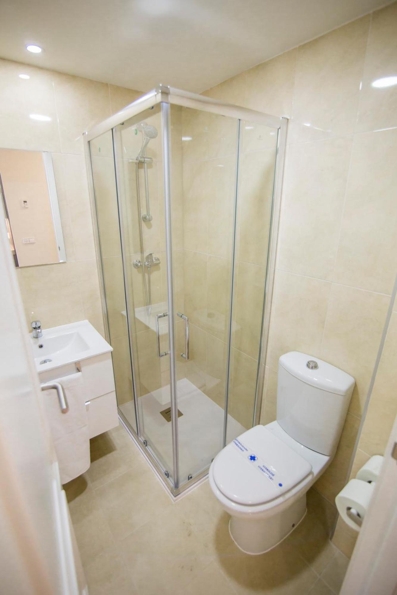 Apartamentos Plaza De Santiago - Estudios Turisticos - 1 Llave Пинто Екстериор снимка
